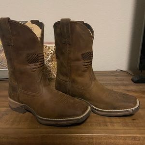Ariat Youth Patriot 2.0 Weathered Tan with Flag Embroidery Square Toe